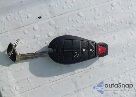 2018 Jeep Cherokee Latitude 4X4 from USA, damaged, VIN 1C4PJMCB1JD601329